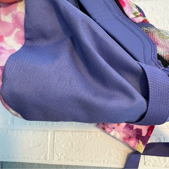 Girls Backpack Allover Floral Print - Picture 7 of 14